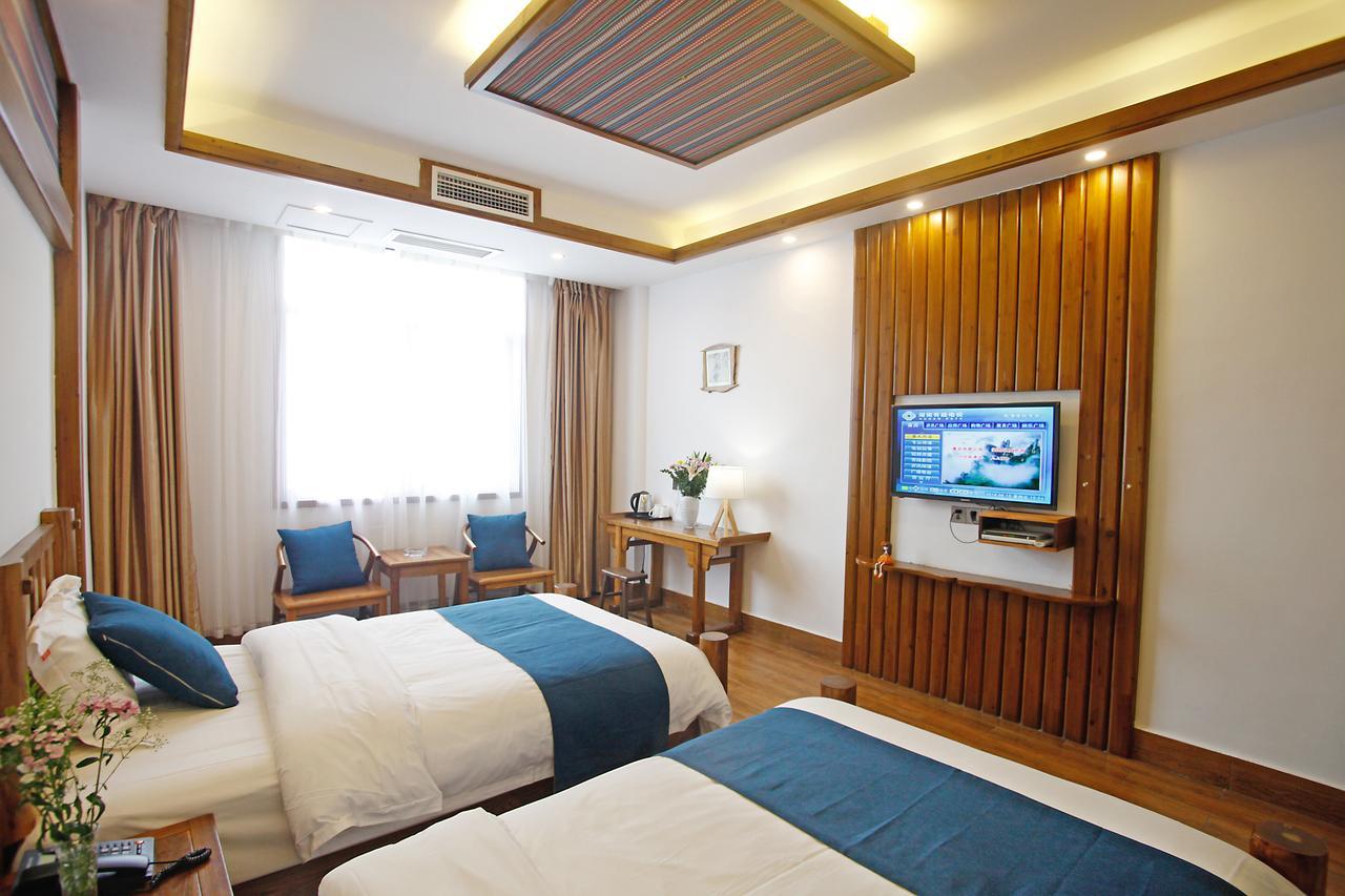 Guihua Road 106Th Hostel Жангжиаже Екстериор снимка