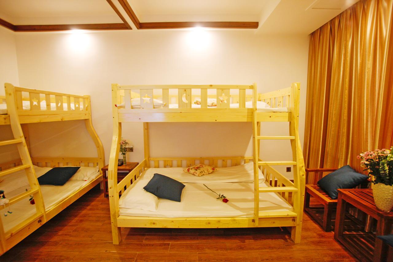 Guihua Road 106Th Hostel Жангжиаже Екстериор снимка