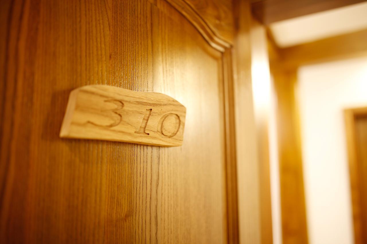 Guihua Road 106Th Hostel Жангжиаже Екстериор снимка